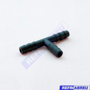 TEE PLASTICA NEGRA 3/16