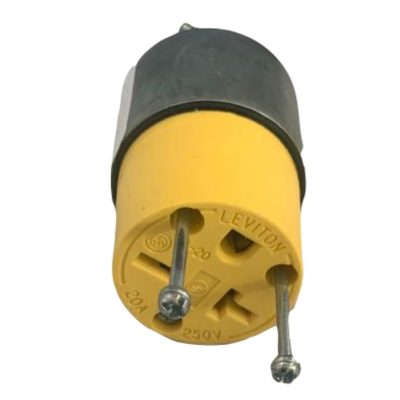ENCHUFE HEMBRA 220 VOLTIOS 20 AMPERES AMARILLO LEVINTON